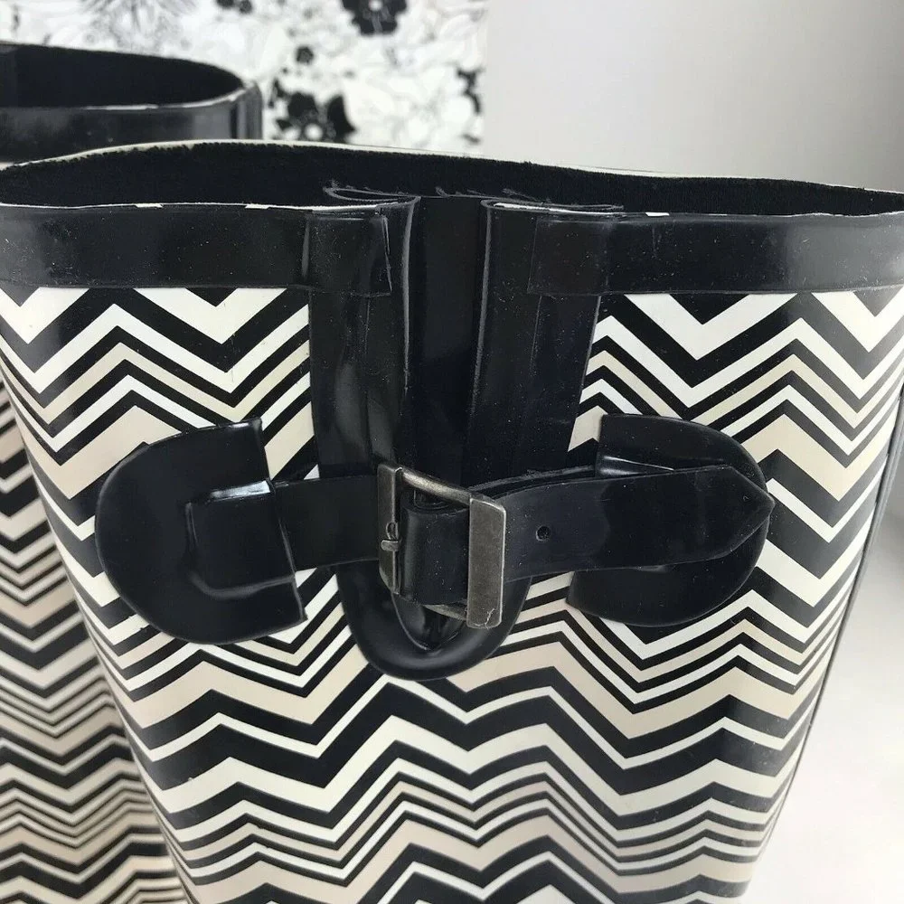 CL By‎ Laundry Chevron Rain Boots Black Beige Size